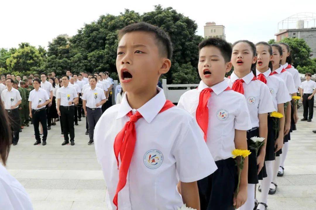 致敬英烈！大朗举行烈士公祭活动-第5张图片-太平洋在线下载